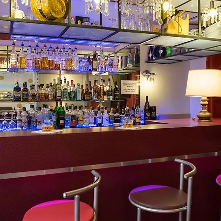 Urban Style, Le Cheval Noir, Saint-etienne Hotel