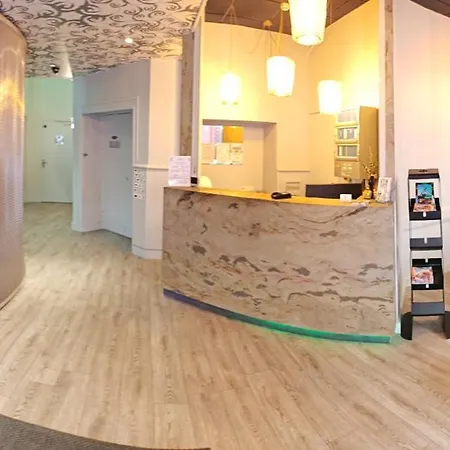 ホテル Urban Style, Le Cheval Noir, Saint-etienne サン・テティエンヌ