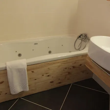 Urban Style, Le Cheval Noir, Saint-etienne Szálloda 3*